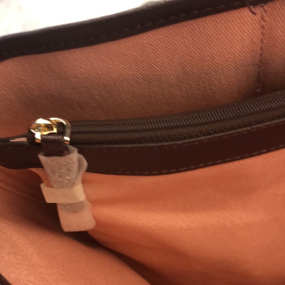 KATE SPADE NEW YORK, brand new!! Large logo tote! - Picture 6 of 7